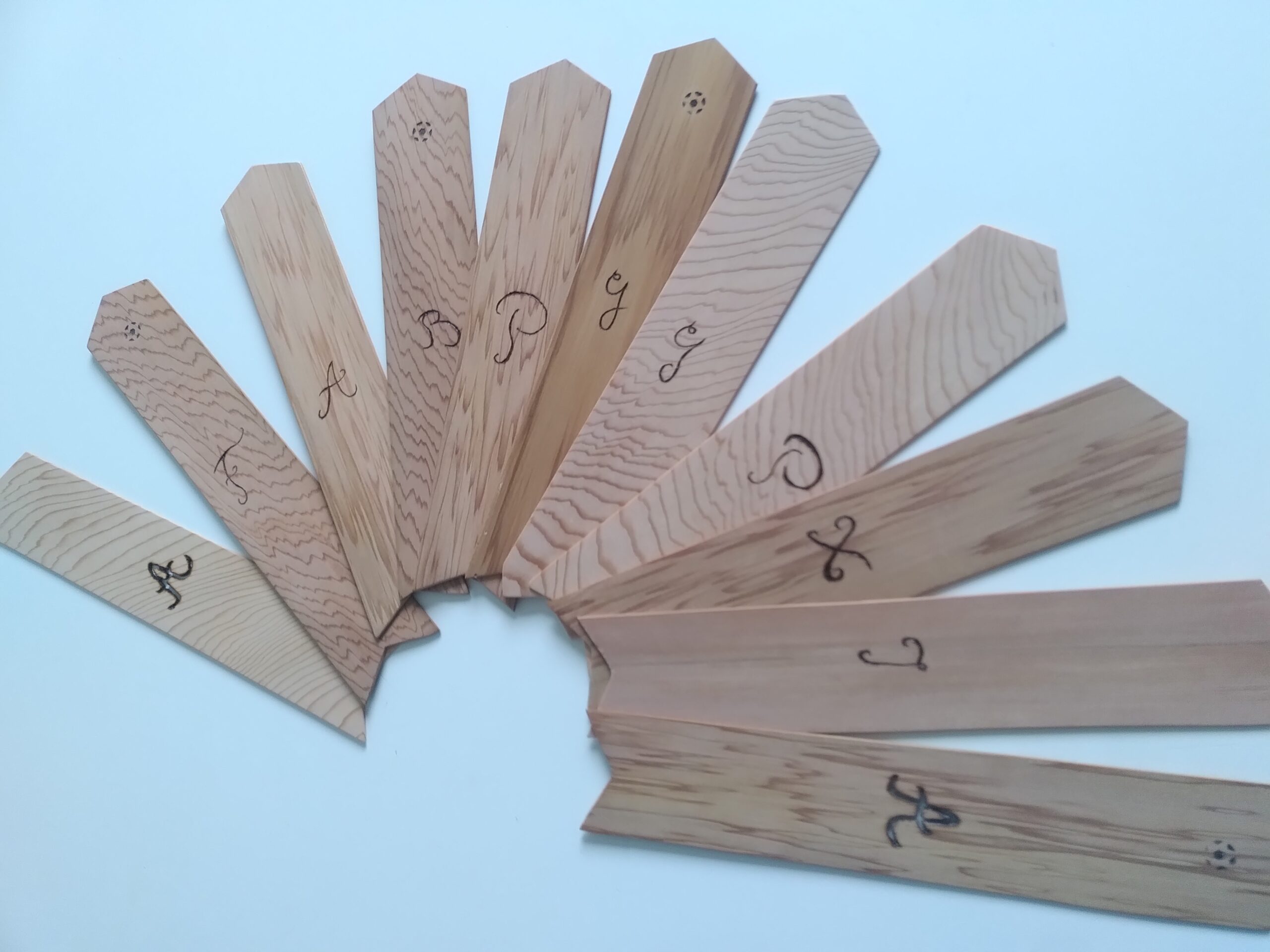 Maltey Menuiserie, Rack mural